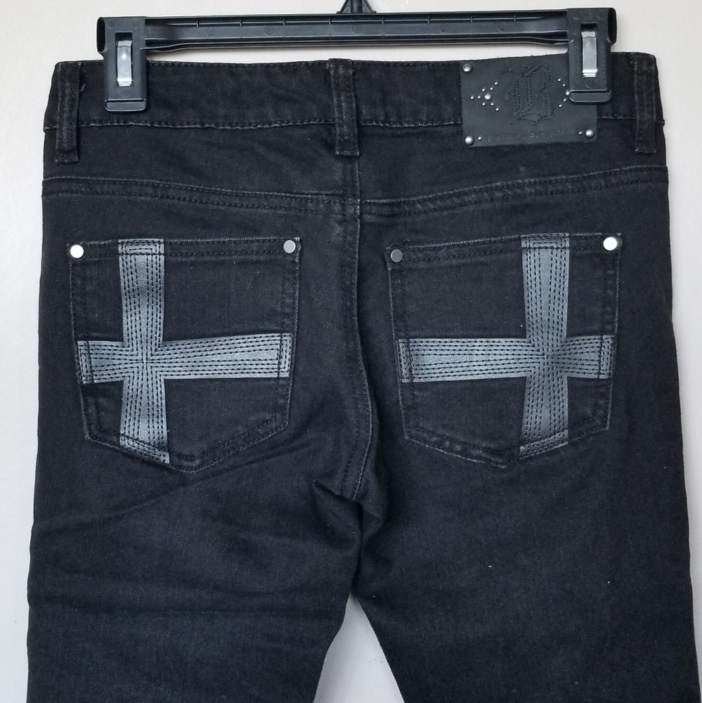 2YK Edgy distressed studded low rise skinny jeans